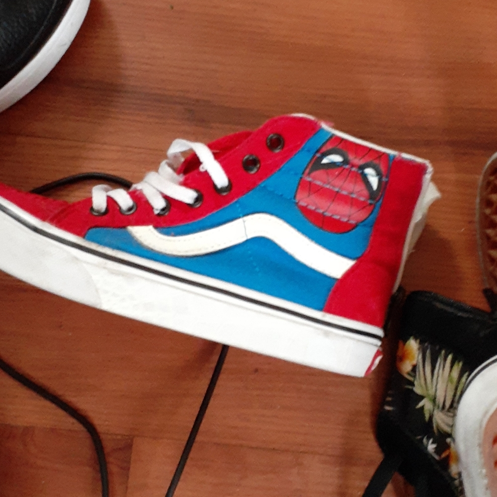 Spiderman kids shoes